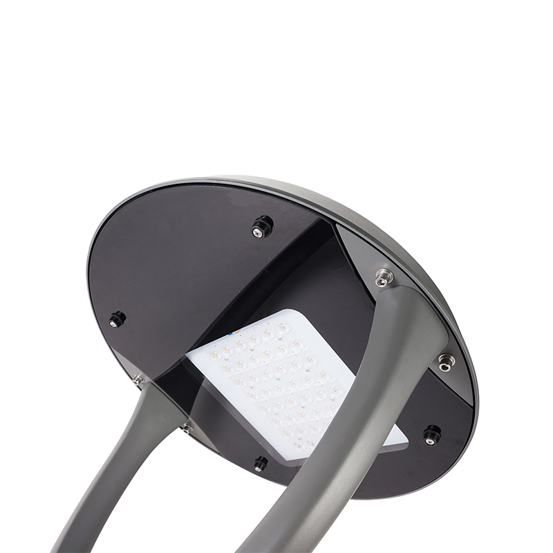 چراغ باغ LED ضد آب YMLED-6142 در فضای باز
